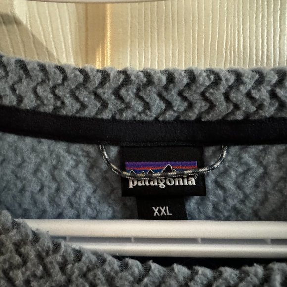 Patagonia - R1 Air Zip-Neck Fleece - XXL - Lightly Used - Picture 3 of 3
